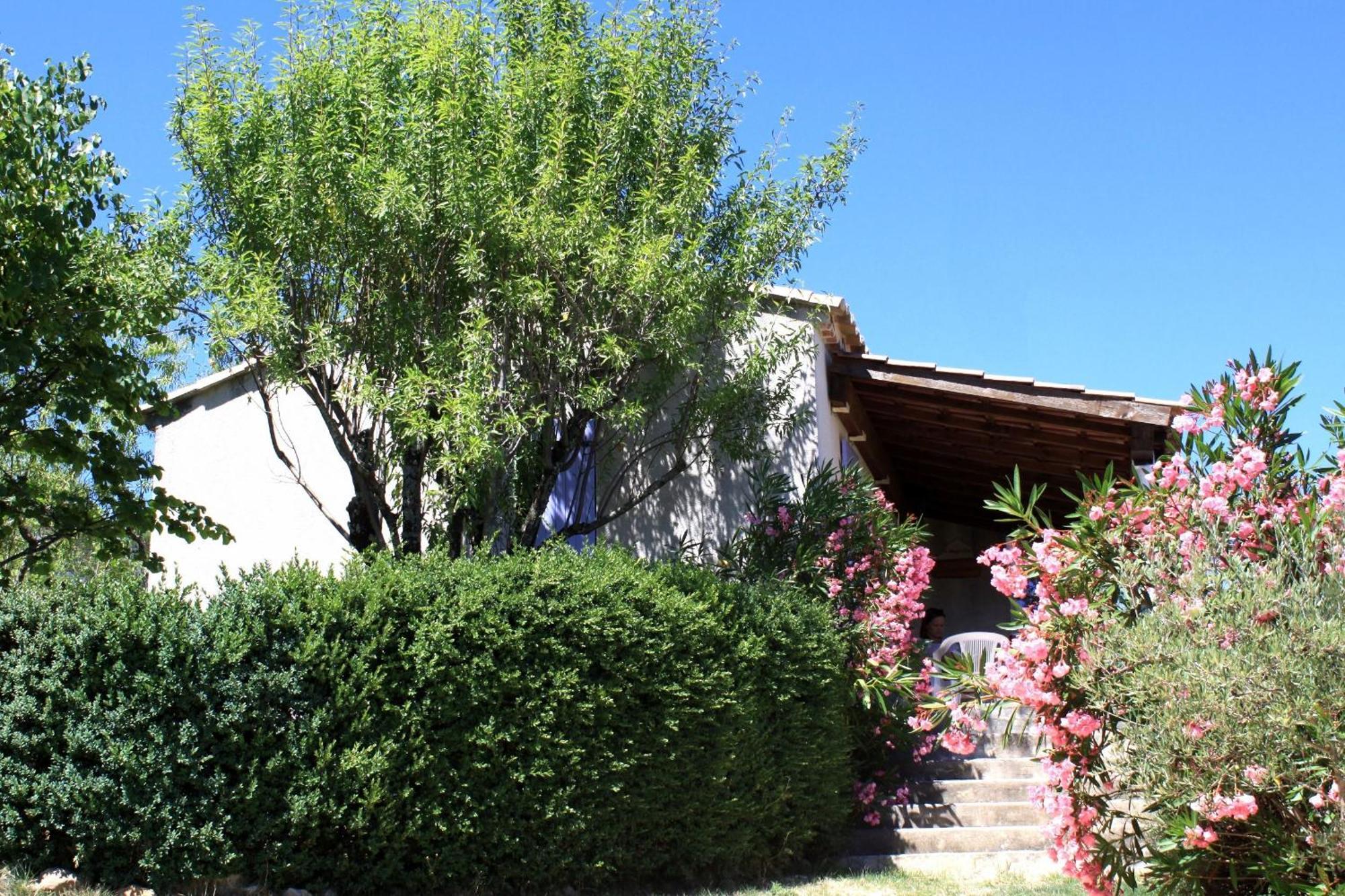 Village De Gites La Fontinelle Bessas 外观 照片