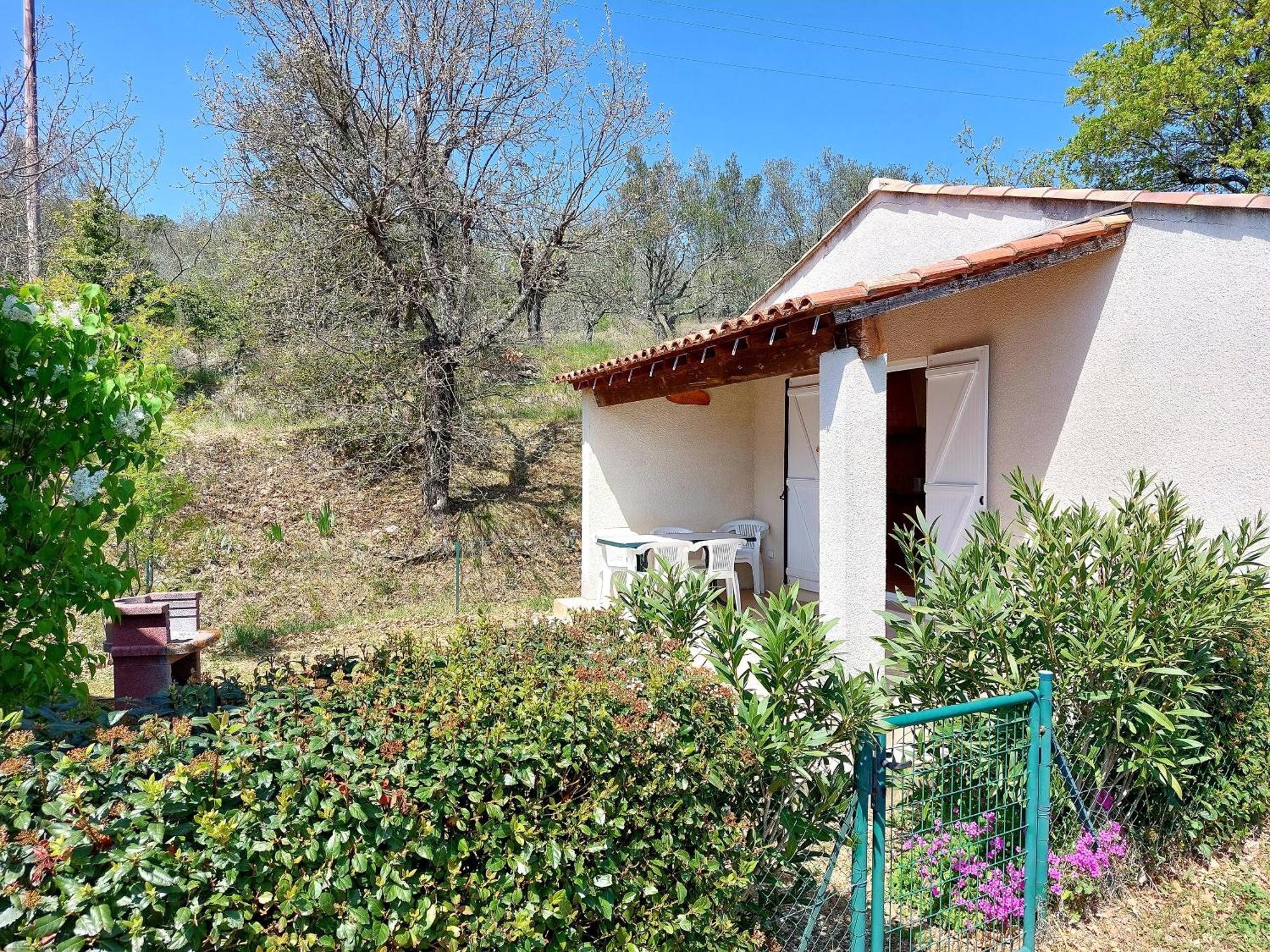 Village De Gites La Fontinelle Bessas 外观 照片